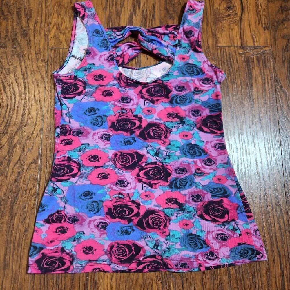 Cross back rose tank - Picture 2 of 4
